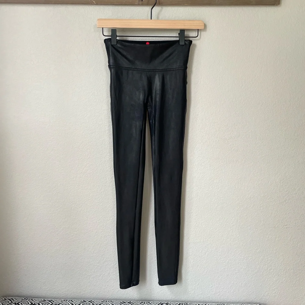 Spanx Black Faux Leather Legging - Picture 5 of 13